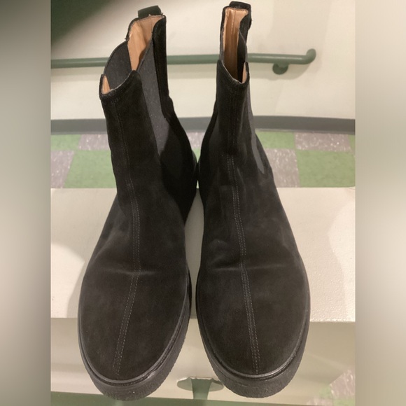 Men's Black Suede Chukka Boots - Picture 1 of 7